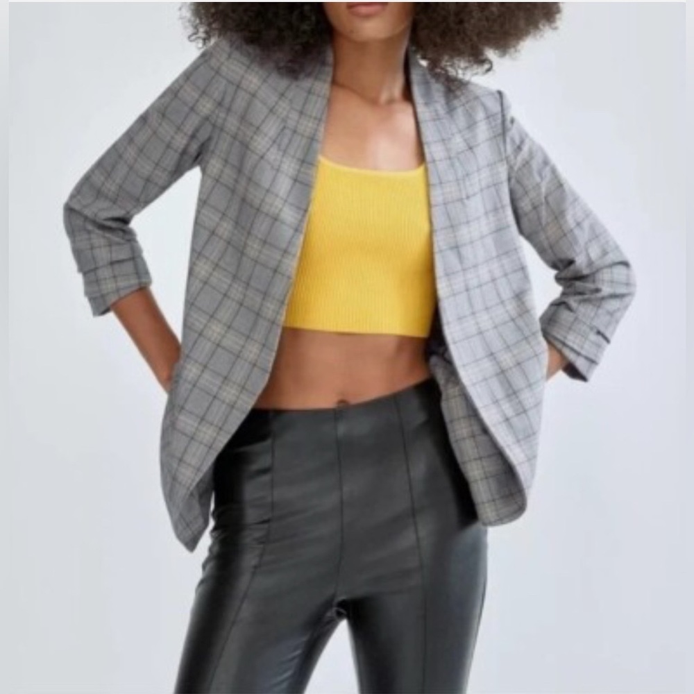 Aritzia Babaton Gray Checkered Plaid Power Blazer